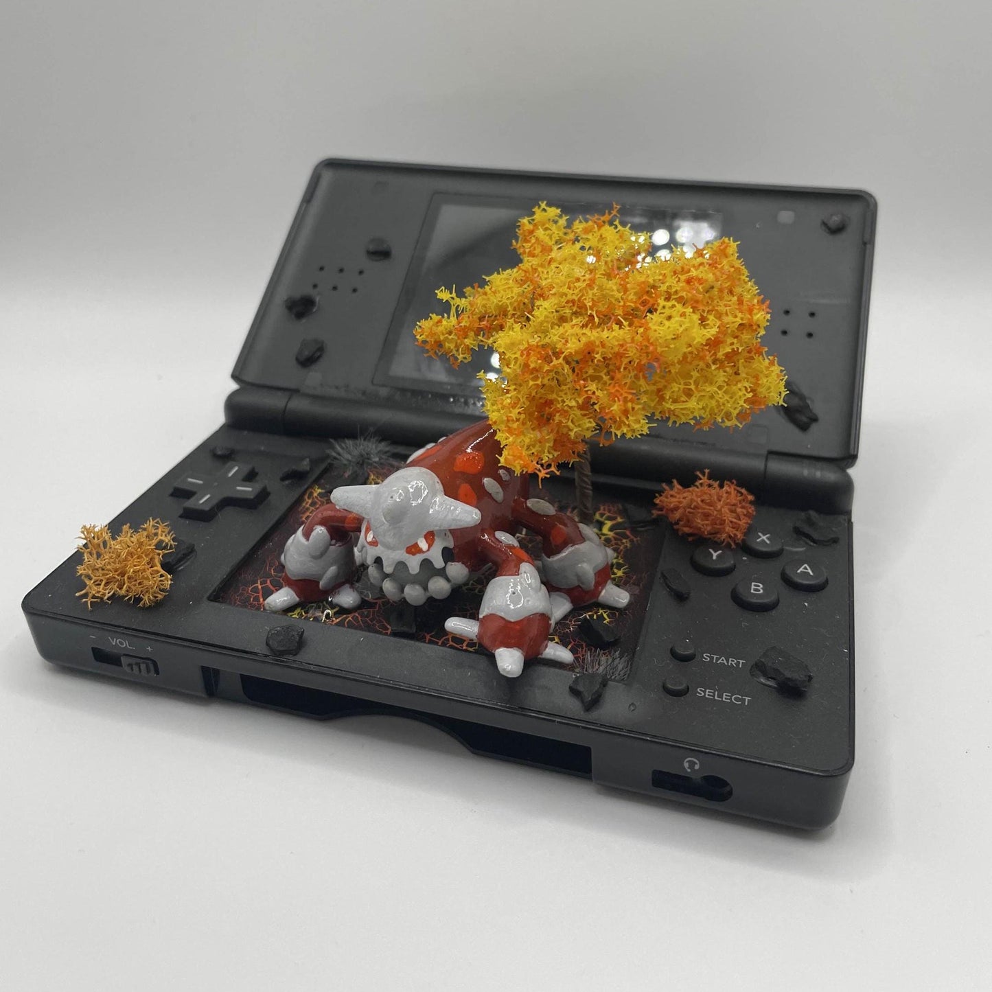 Heatran Diorama on Vintage Nintendo DS | Perfect gift for Pokémon fans